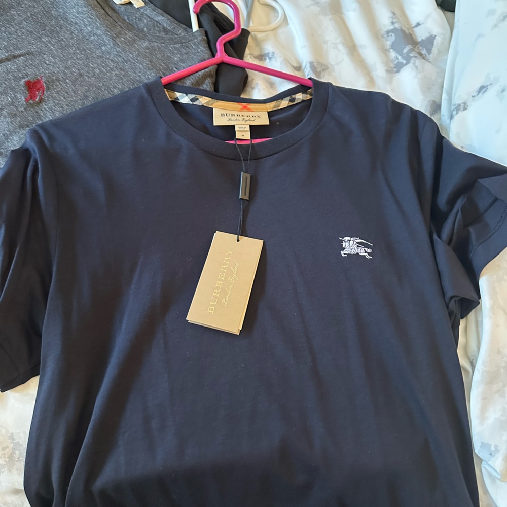 Men Burberry T shirt navy medium new with tags